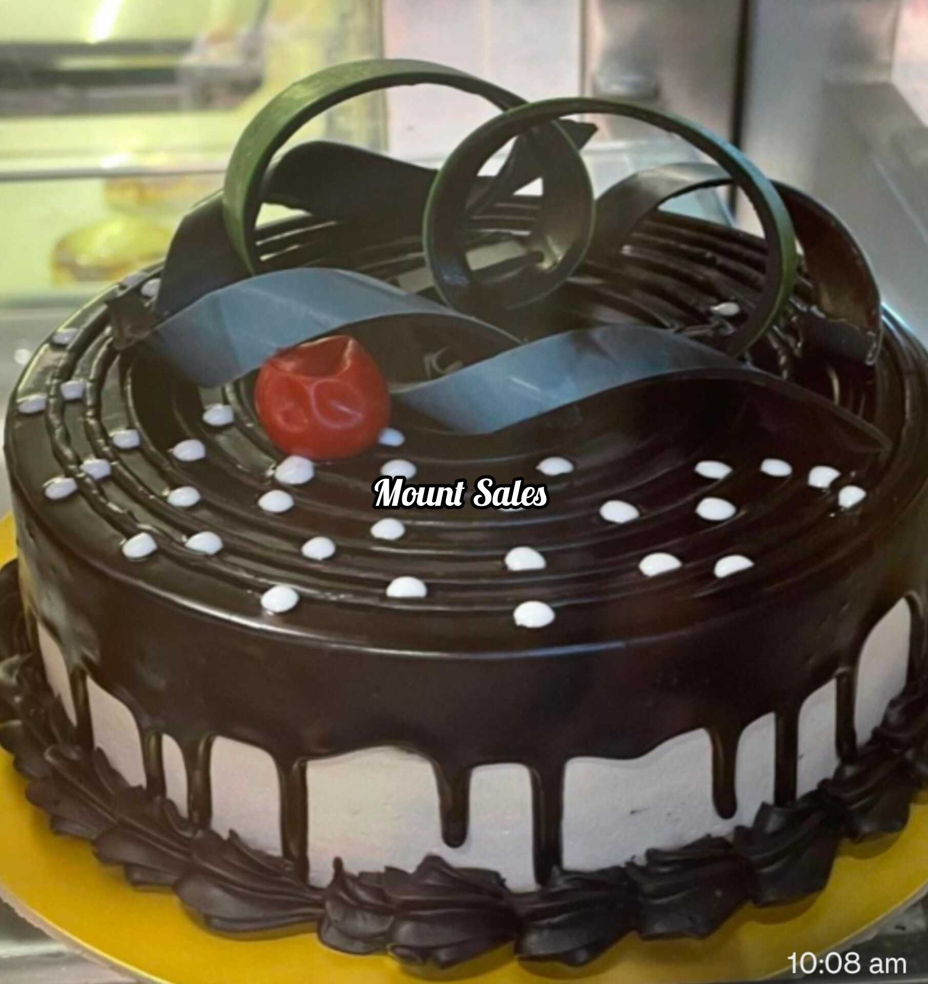 Premium RED N White Velvet Cake